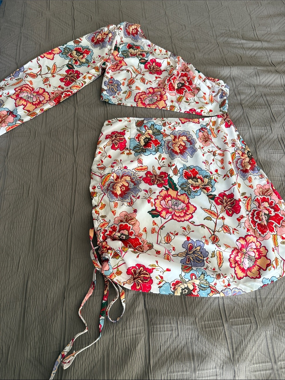 Floral Pastel Blouse XL - Soft Pink & Mint Floral Print